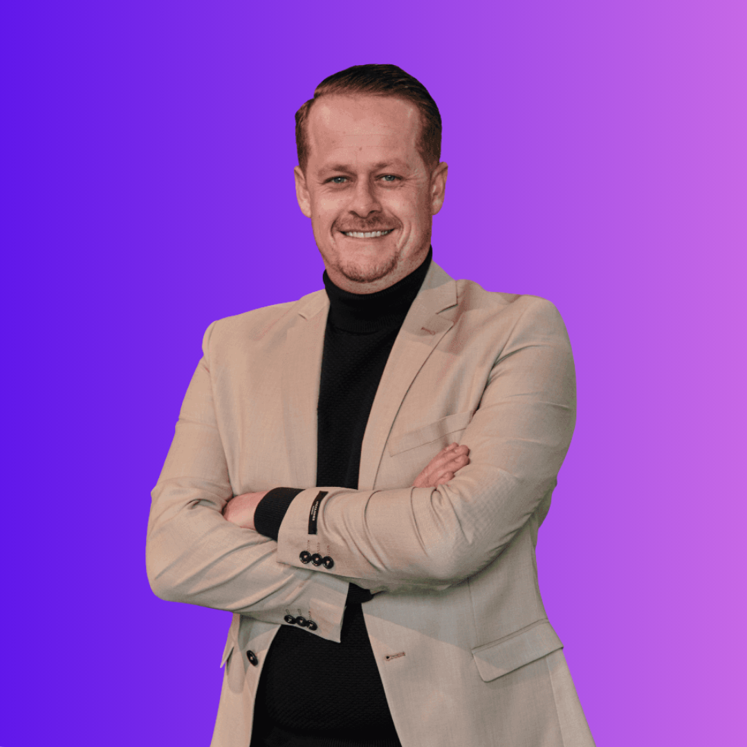 http://martijn-minnee-motorcity-hirelab-customer%20(1)